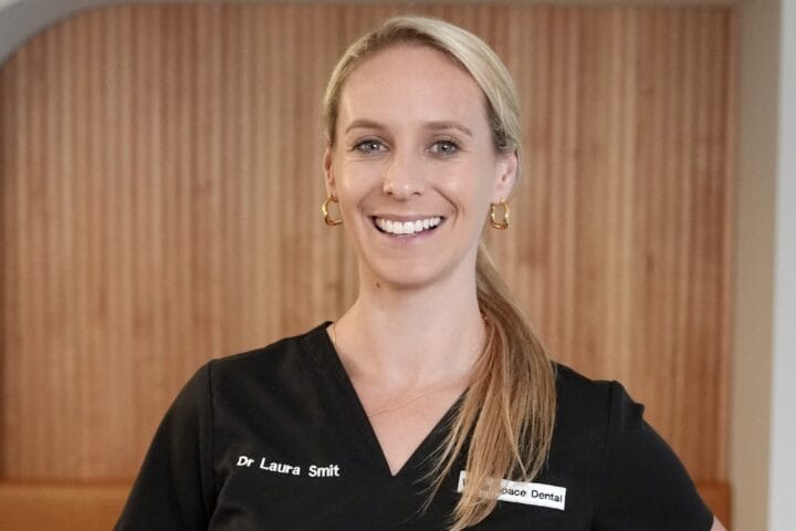 Dr Laura Smit, cosmetic & implant dentist in Manly